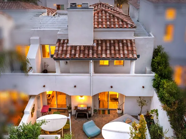 6435 Zumirez Dr APT 9, Malibu, CA 90265
