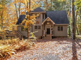 110 Adobe Pl, Pocono Lake, PA