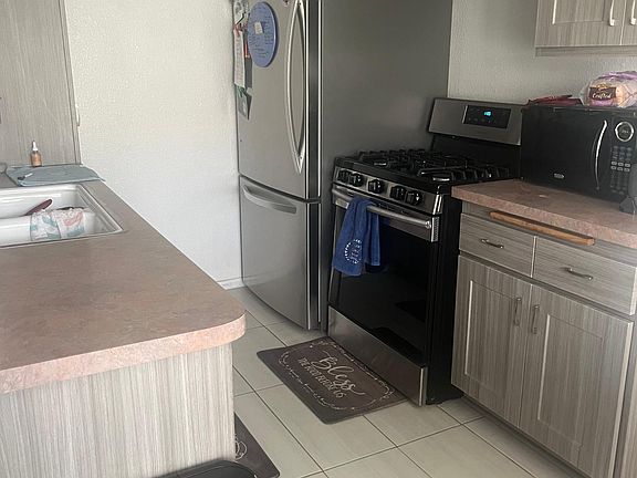 5th image of 20515 S Vermont Ave Unit 2