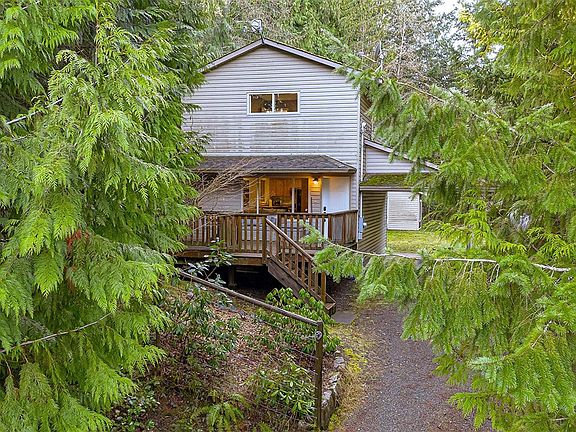 3rd image of 1620 Farrahs Way