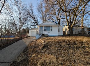 116 Hillside Ave, Des Moines, IA 50315