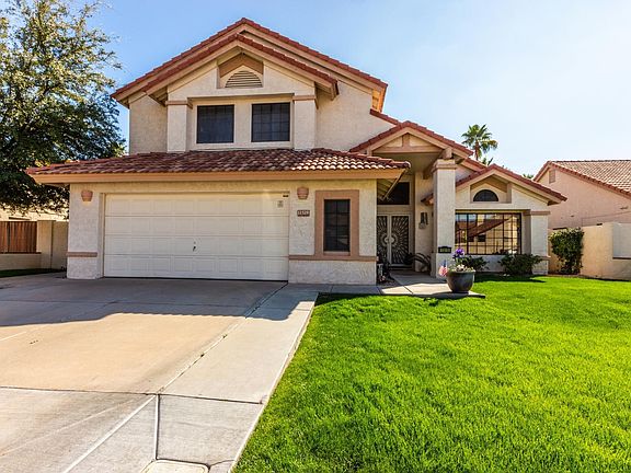 2nd image of 11519 W Crimson Ln