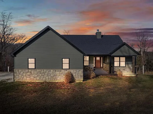 5556 E Anding Dr, Catawissa, MO 63015