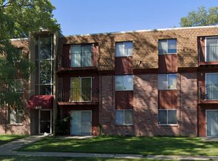 649 S 18th St #21, Lincoln, NE 68508