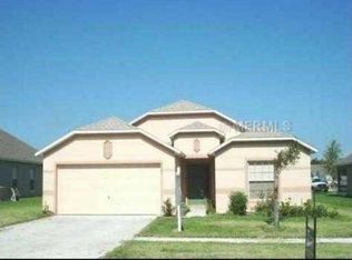 2407 Merry Rd, Tavares, FL 32778