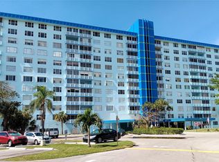 4001 Hillcrest Dr APT 1015, Hollywood, FL 33021