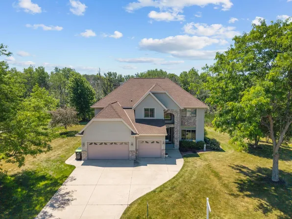 W6928 Westwood Dr, Fond Du Lac, WI 54935