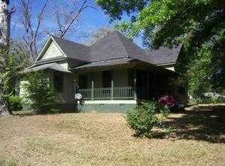 305 E Georgia Ave, McComb, MS 39648