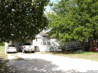 3006 County Road 342, La Vernia, TX 78121
