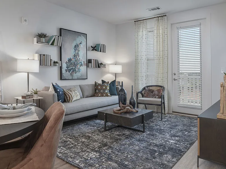 The Collins Apartments — Photo 6