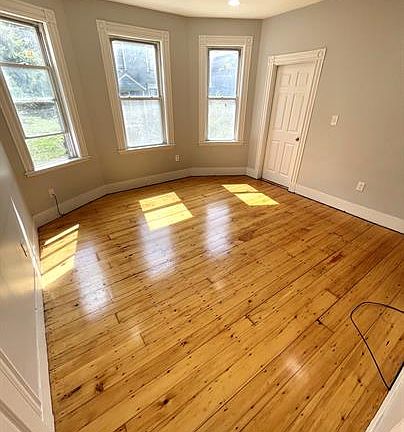 2nd image of 17 Eldora St #3R