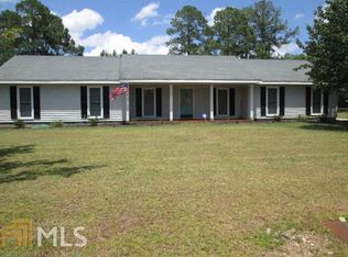 102 Bobwhite Dr, Dublin, GA 31021