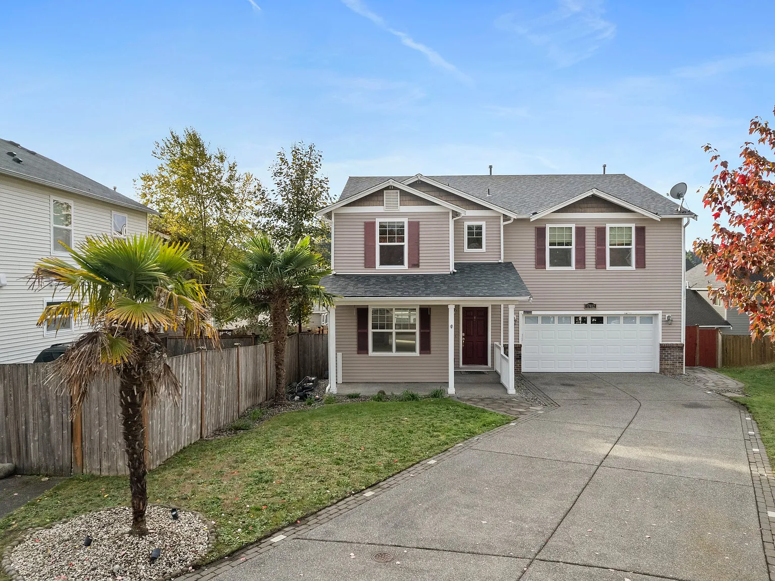 4 bed, 2.5 bath, 3063 sqft, $3,400 — Photo 1