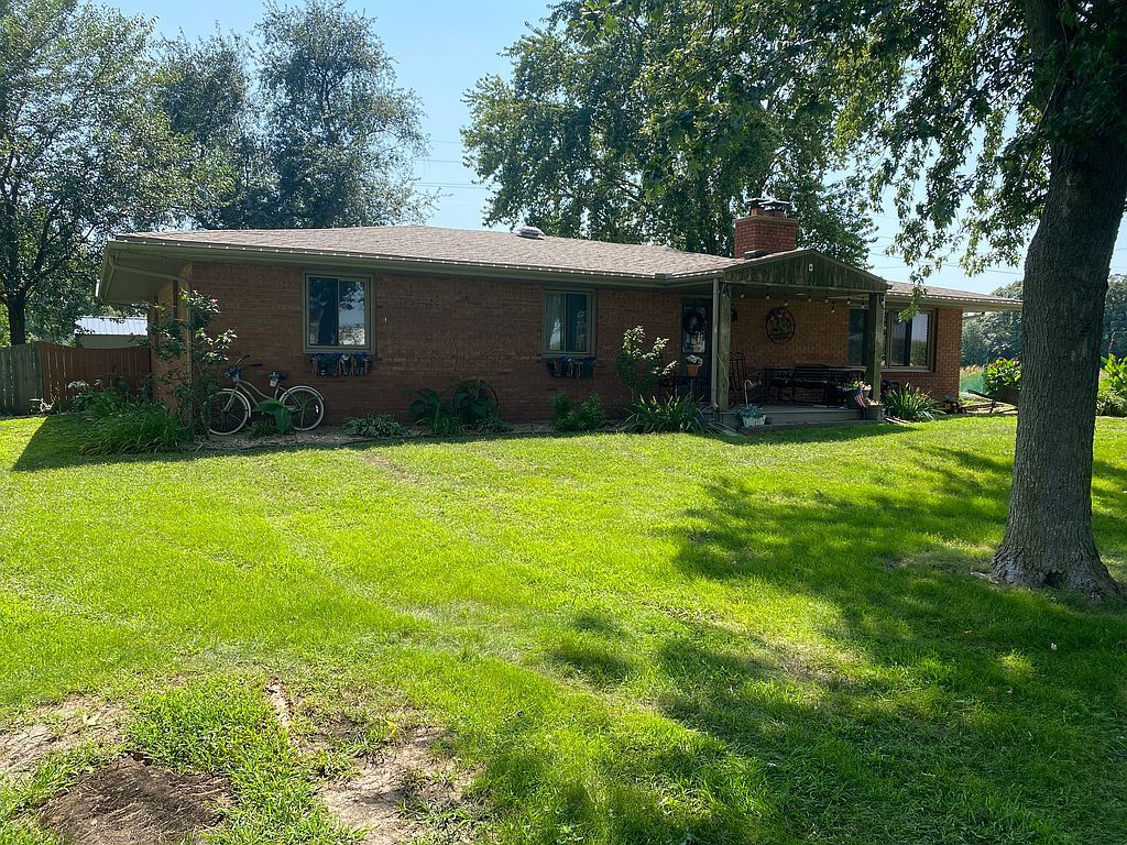 1926 N 31st Rd - Property Image