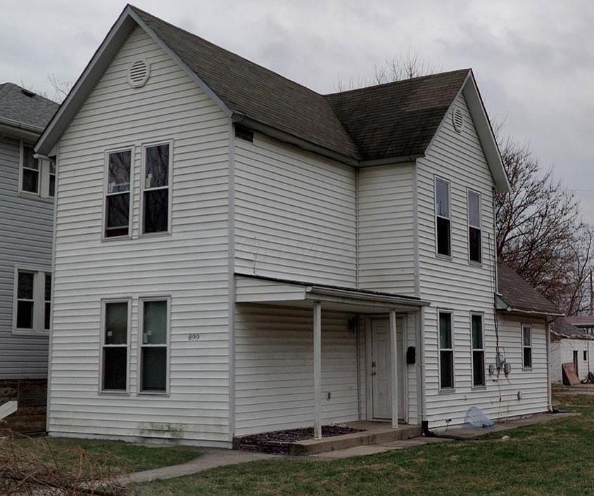 1st image of 899 Leona Ave