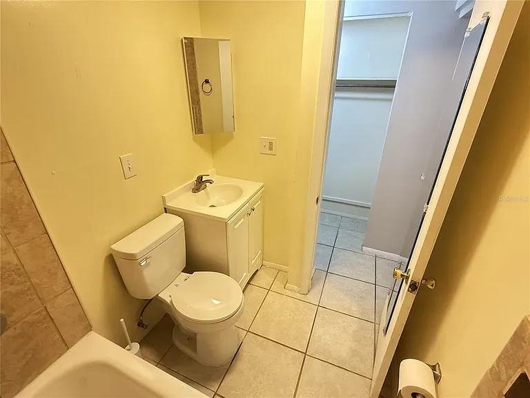 123 S Arlington Ave #C — Photo 9