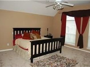 7526 N Linpar Ct, Houston, TX 77040