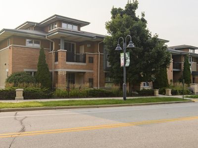 15271 West Library LANE #13, New Berlin, WI, 53151