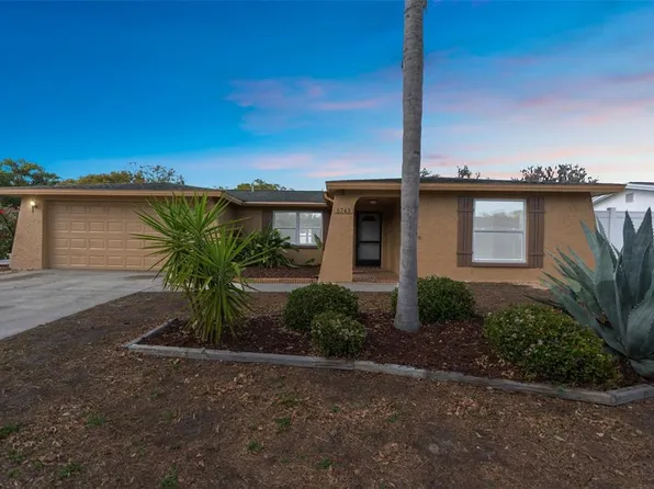 5743 Consuello Dr, Holiday, FL 34690