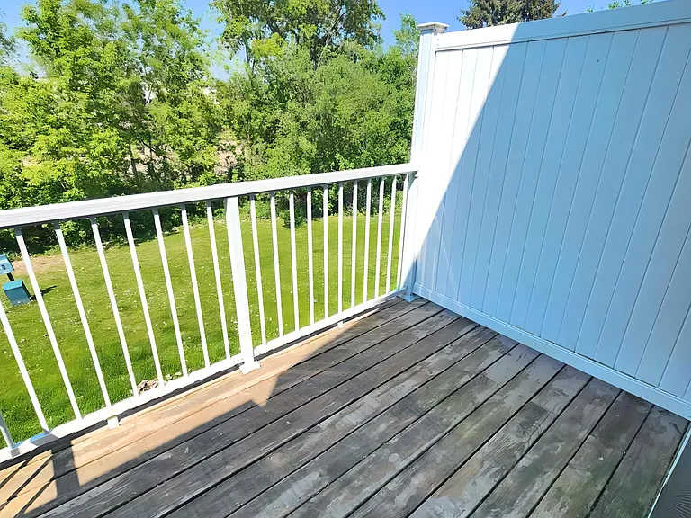 909 Wescott Sq #909 — Photo 34