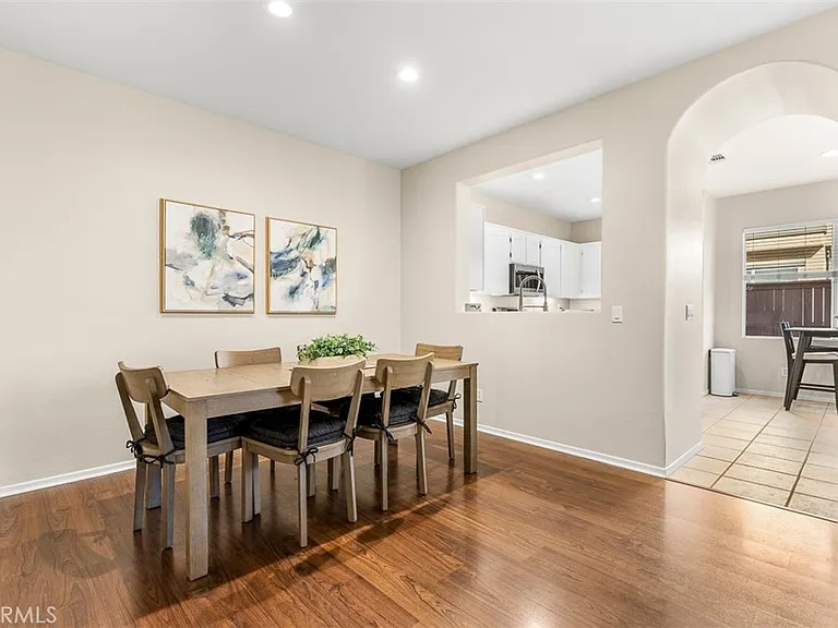 638 Sumner Way — Photo 7