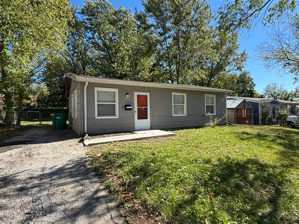 2701 S 48th Ter, Kansas City, KS 66106