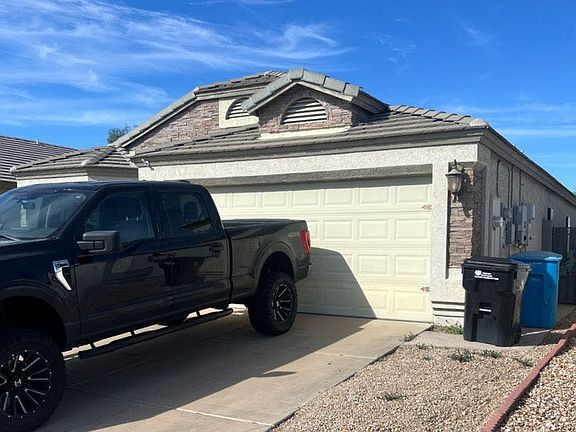 2nd image of 2424 E Morrow Dr
