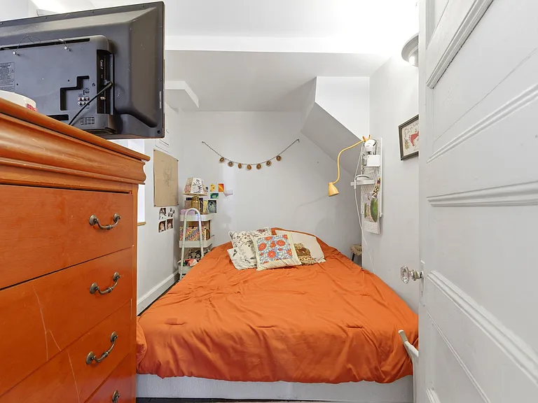 51 Brimmer St #1 — Photo 11