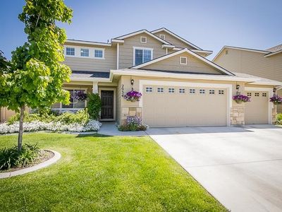 2934 N West 11th Ave, Meridian, ID, 83646