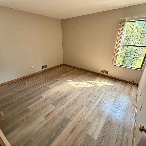4046 Saint Andrews Ct #1 — Photo 15