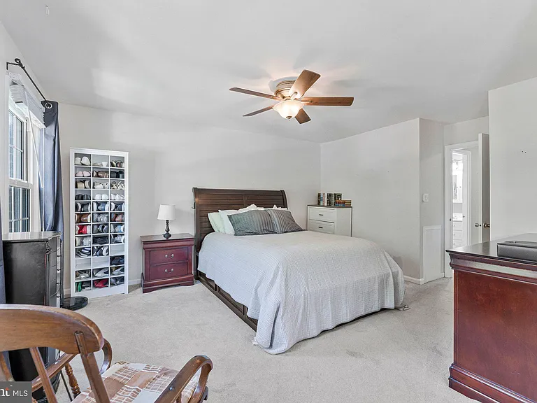 9607 Masterworks Dr — Photo 14