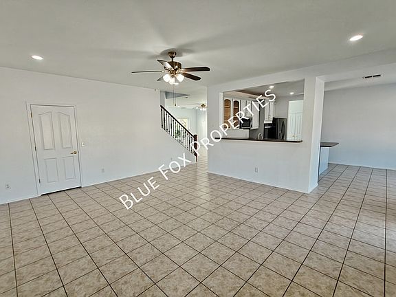 5th image of 5879 E Hackle Ln
