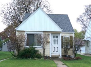 3557 S 18th St, Milwaukee, WI 53221