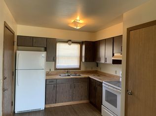 573 N Union St #B3, Ripon, WI 54971