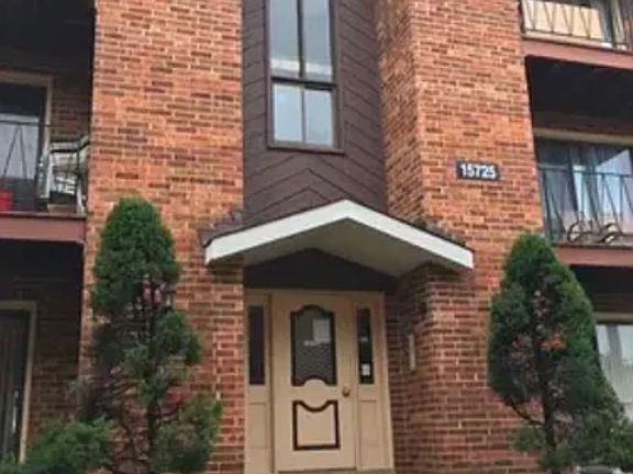 3rd image of 15725 Thomas Ln #3BL