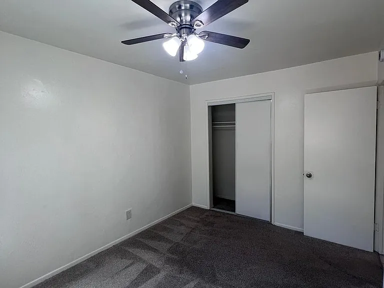 4178 Swift Ave #A — Photo 12