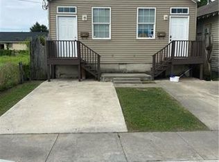 8823 Olive St, New Orleans, LA 70118