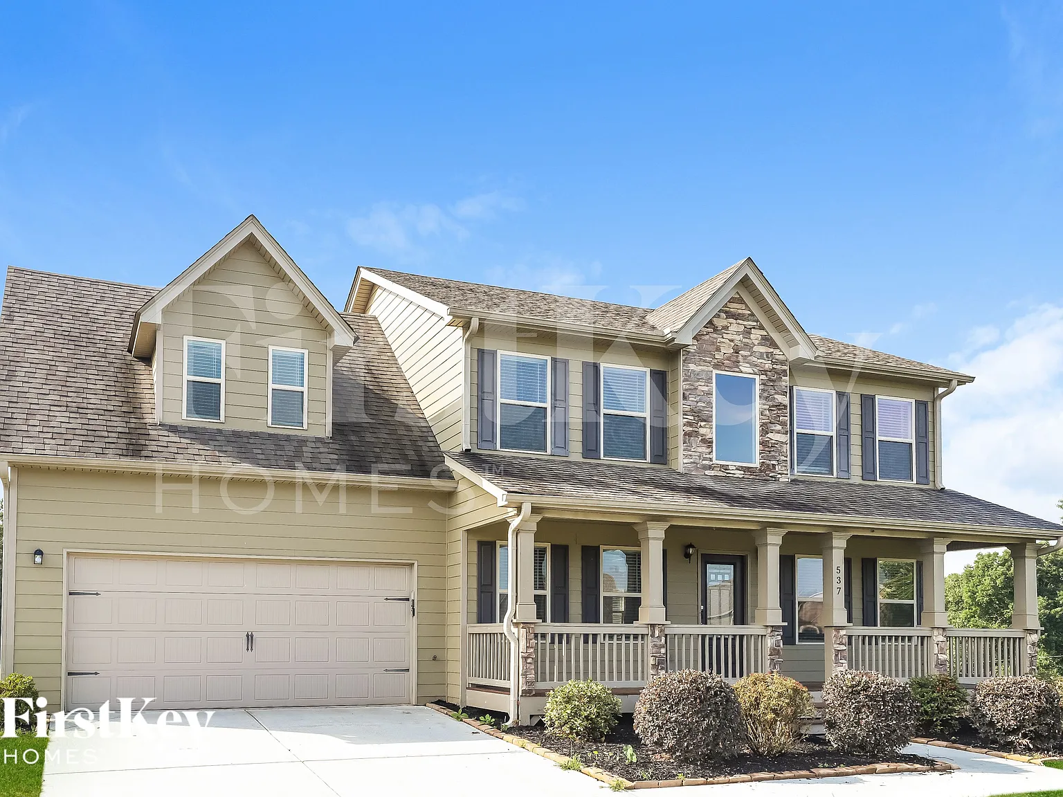 4 bed, 2.5 bath, 2168 sqft, $2,530 — Photo 1
