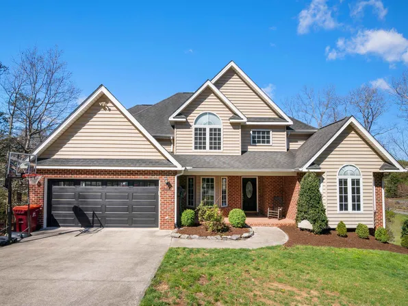 1880 Augusta National Dr, Blacksburg, VA 24060