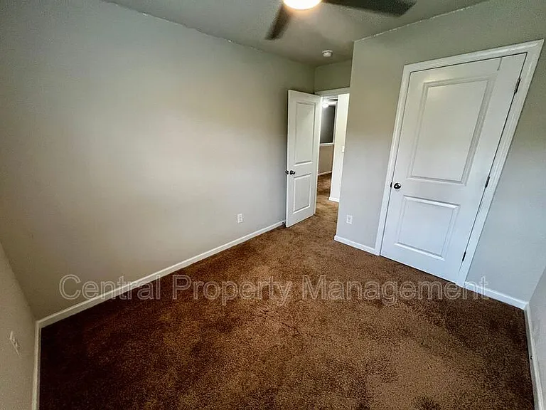 43 Moorlyn Ln — Photo 16