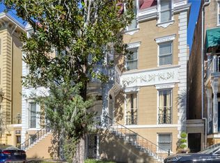 14 E Taylor Street, Savannah, GA 31401