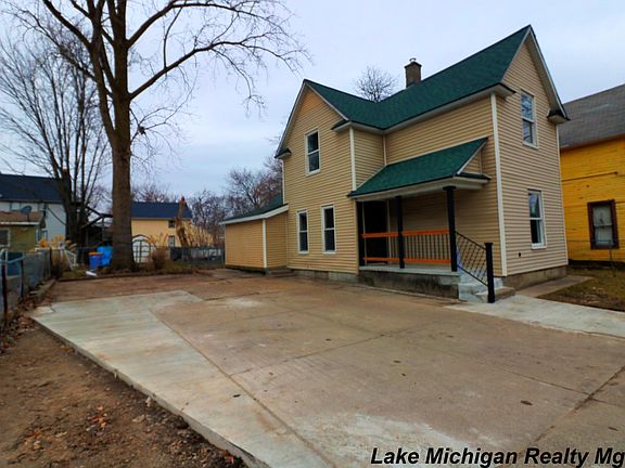 3rd image of 451 Martin Luther King Jr St SW