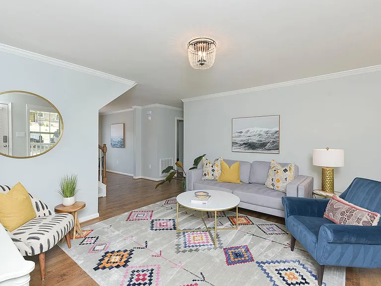 2823 Gadsden St — Photo 3