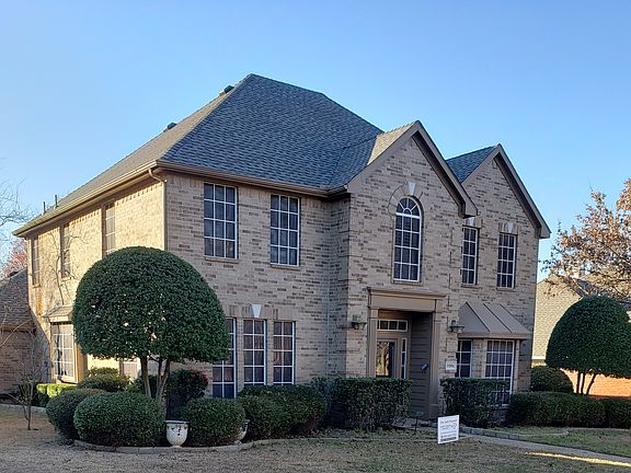 3rd image of 5901 Harbor Town Dr