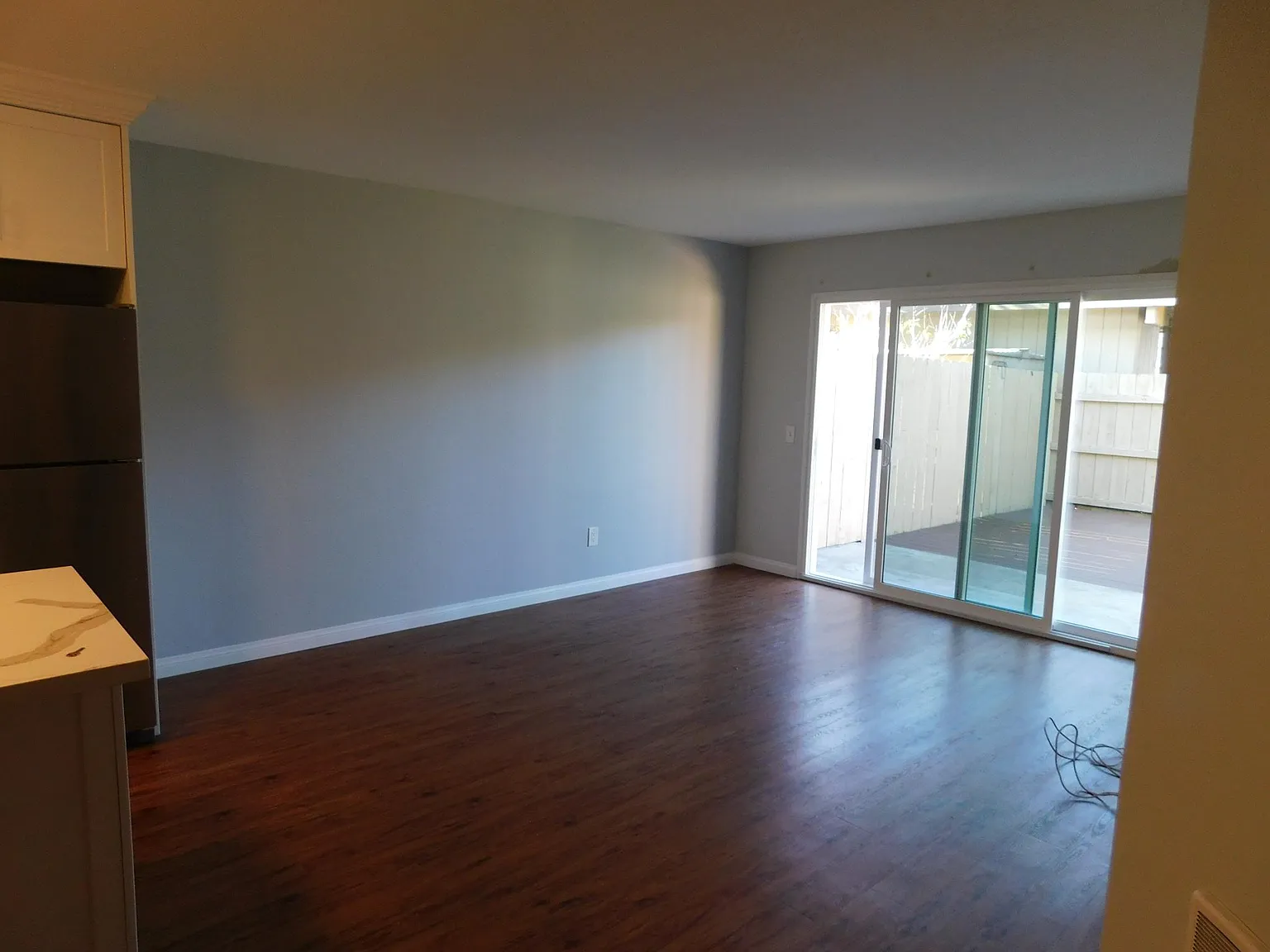 2 bed, 900 sqft, $2,850 — Photo 3
