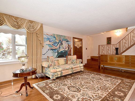 4th image of 5411 N Oriole Ave