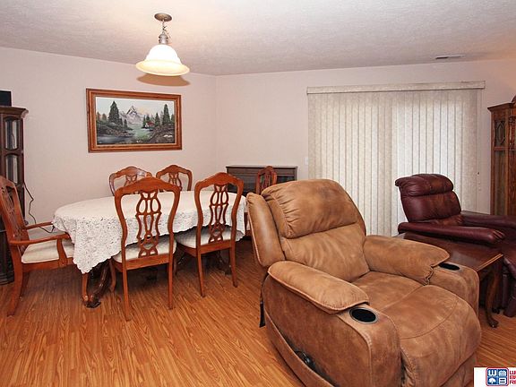 4th image of 624 Lakeside Dr #55