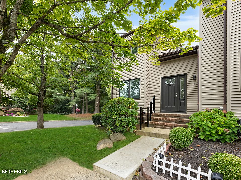 1st image of 4 Belaire Court #4