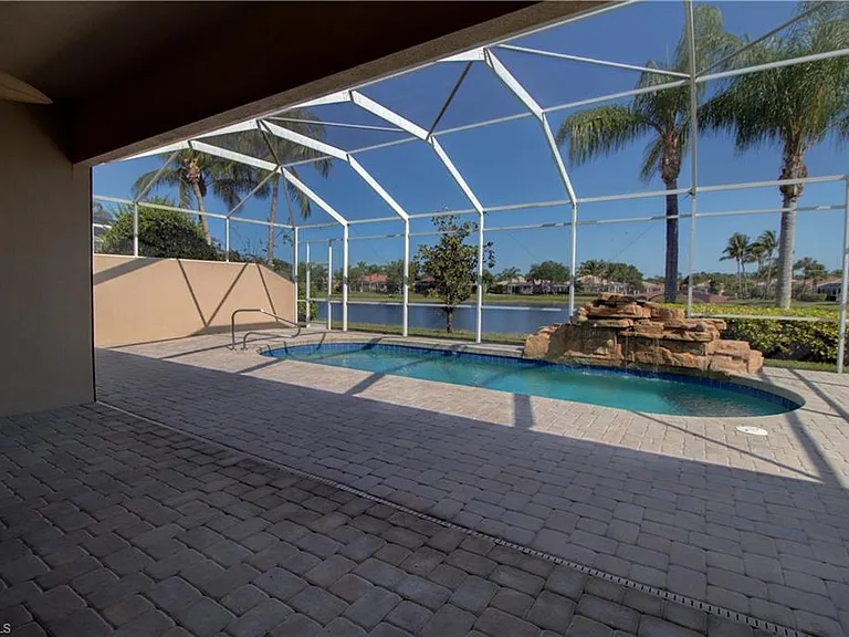 7681 Sicilia Ct — Photo 27