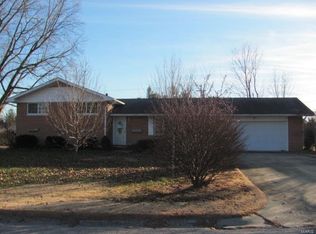 1307 Duval Dr, Godfrey, IL